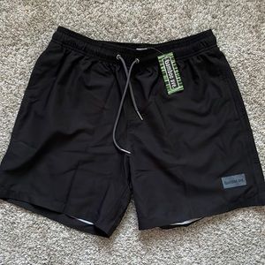 Bamboo ave black shorts